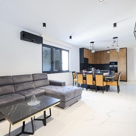 Apartmani Bliss Sukošan Exterior foto
